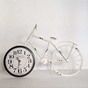 Kensington London White Bicycle Clock